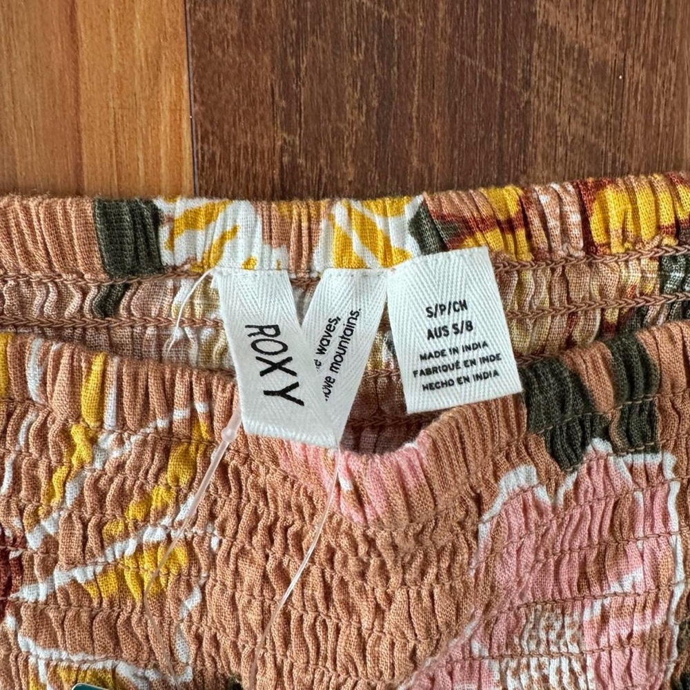 NWT Roxy Top - Picture 7 of 7